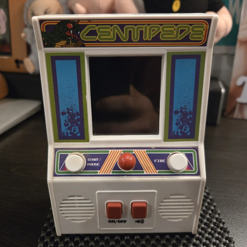 Vintage 1981 Centipede Atari Handheld Mini Arcade Video Game